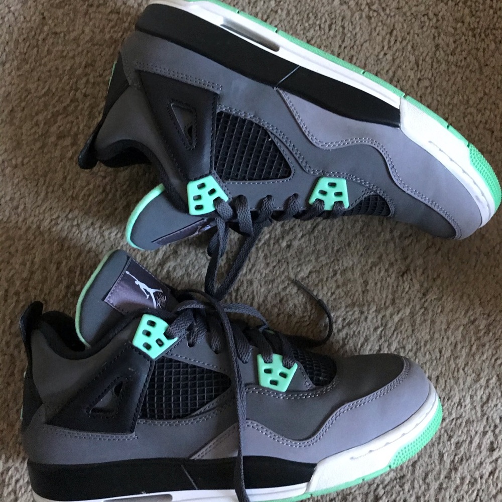 Jordan 4’s